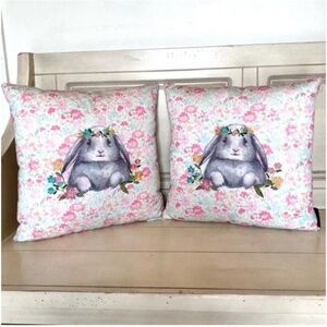 🪞 Set of 2 cynthia rowley spring bunny beaded  home decor matching pillows